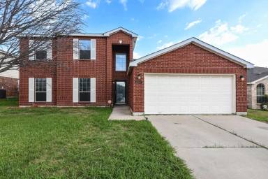 Main picture of 2305 Riley Dr
