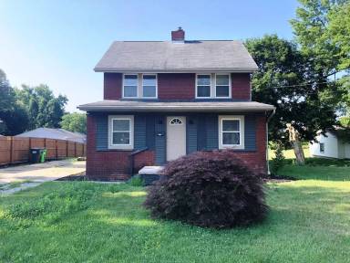 Main picture of 4214 9th St NW