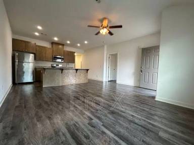 Main picture of 325 Westbrook Ct