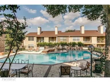 Main picture of Parkway Lane Condominiums