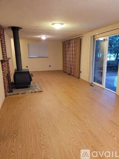 Main picture of 110 E Shannon Pl