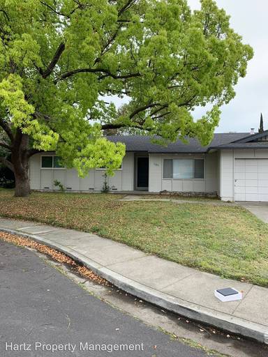 Main picture of 1320 Baird Ct