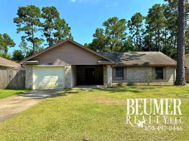 Main picture of 7695 Old Hickory Dr