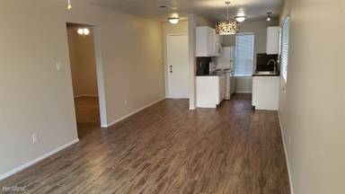 Main picture of 3506 Leon St