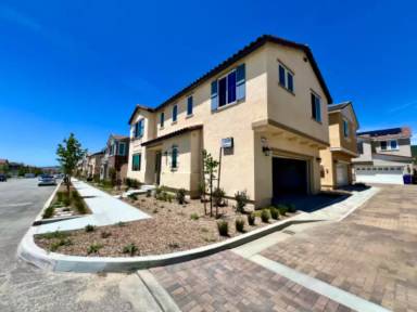 Main picture of 16300 Lozano St