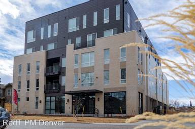 Main picture of 2049 S Columbine St