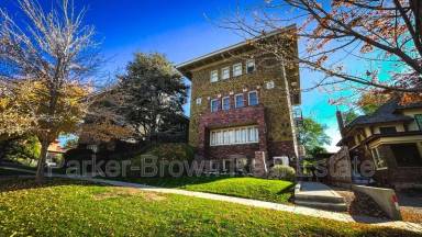 Main picture of 86 B St