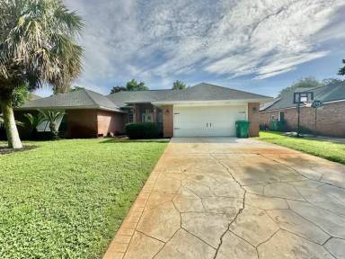 Main picture of 4025 Lauren Ct