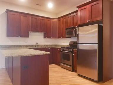 Main picture of 1438 W Belmont Ave