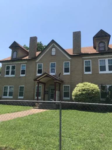 Main picture of 2601 Fort Ave