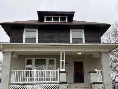 Main picture of 505 6th St NE