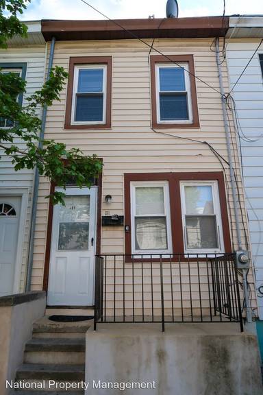Main picture of 131 Sherman Ave