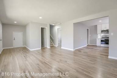 Main picture of 6025 W 53rd Pl