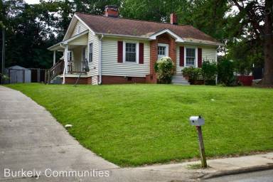 Main picture of 413 W Vandalia Rd