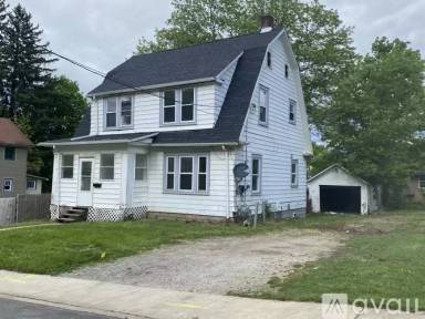 Main picture of 214 Atcheson Ave