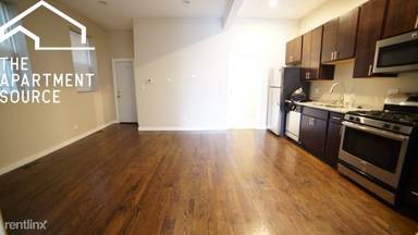 Main picture of 1838 W Augusta Blvd