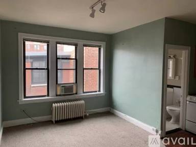 Main picture of 537 W Deming Pl