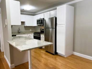 Main picture of 395 Mendon Rd