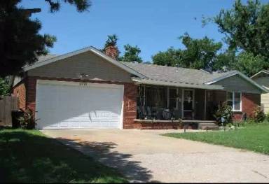 Main picture of 3715 E 4th St