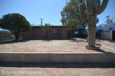Main picture of 4126 E Dryden Ln