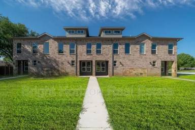 Main picture of 6520 Park Place Dr