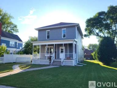 Main picture of 308 S Cherry Ave
