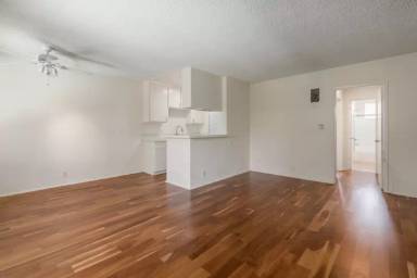 Main picture of 1808 N Harvard Blvd