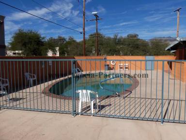 Main picture of 2861 N Columbus Blvd