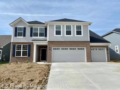 Main picture of 6870 Oakcrest Dr