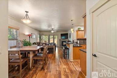 Main picture of 3335 N Pankratz Way