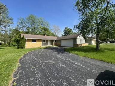 Main picture of 5600 S Denis Ct