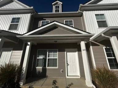 Main picture of 223 Tara Ct