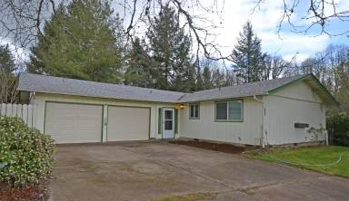 Main picture of 907 SE Angella Ct