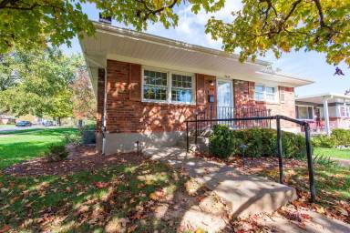 Main picture of 4604 Largo Dr
