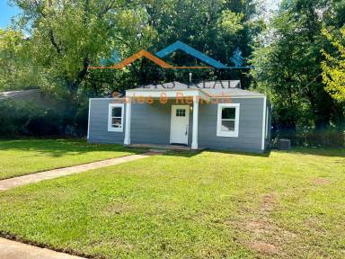 Main picture of 1019 Fairway Dr NW