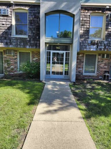 Main picture of 902 9th Avenue South, Apt. 2