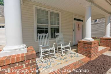 Main picture of 20448 Greenway Heights Dr