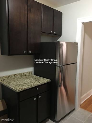 Main picture of 5044 N Wolcott Ave