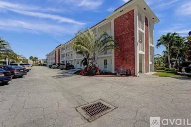 Main picture of 236 Castlewood Dr