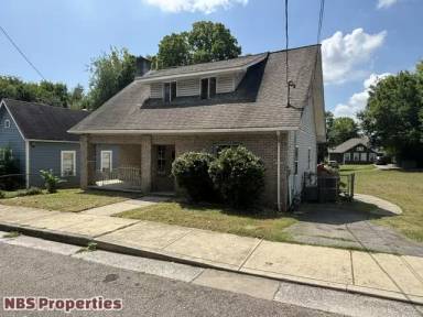 Main picture of 1630 Wallace St