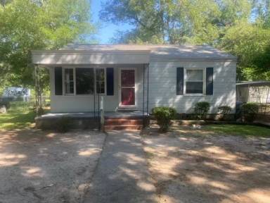 Main picture of 209 Peachtree Cir