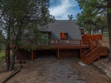 Main picture of 104 Meadow Wood