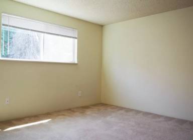 Main picture of 1050 SW E Ave