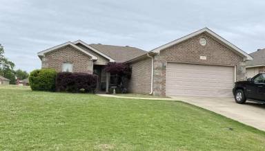 Main picture of 309 Wildwood Pt