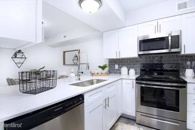Main picture of 8902 River Bend Ct