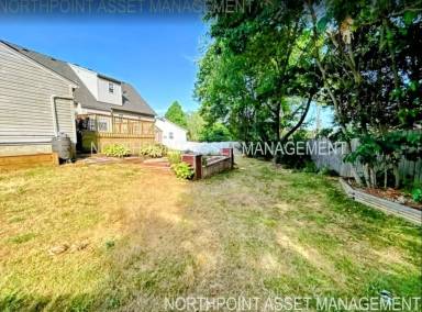 Main picture of 7701 Beagle Pl