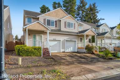 Main picture of 6549 NE Deer Run St