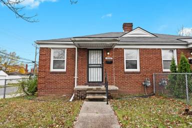 Main picture of 19701 Schaefer Hwy