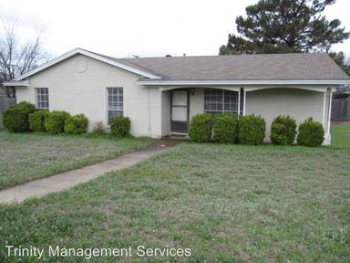 Main picture of 221 Rolling Hills Dr