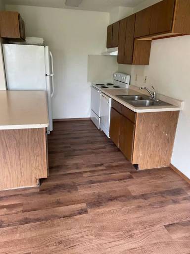 Main picture of 520 14th St S